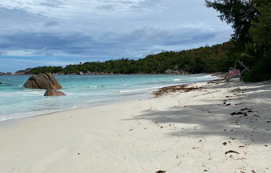 Praslin & La Digue Island Tour (Ferry Sharing)